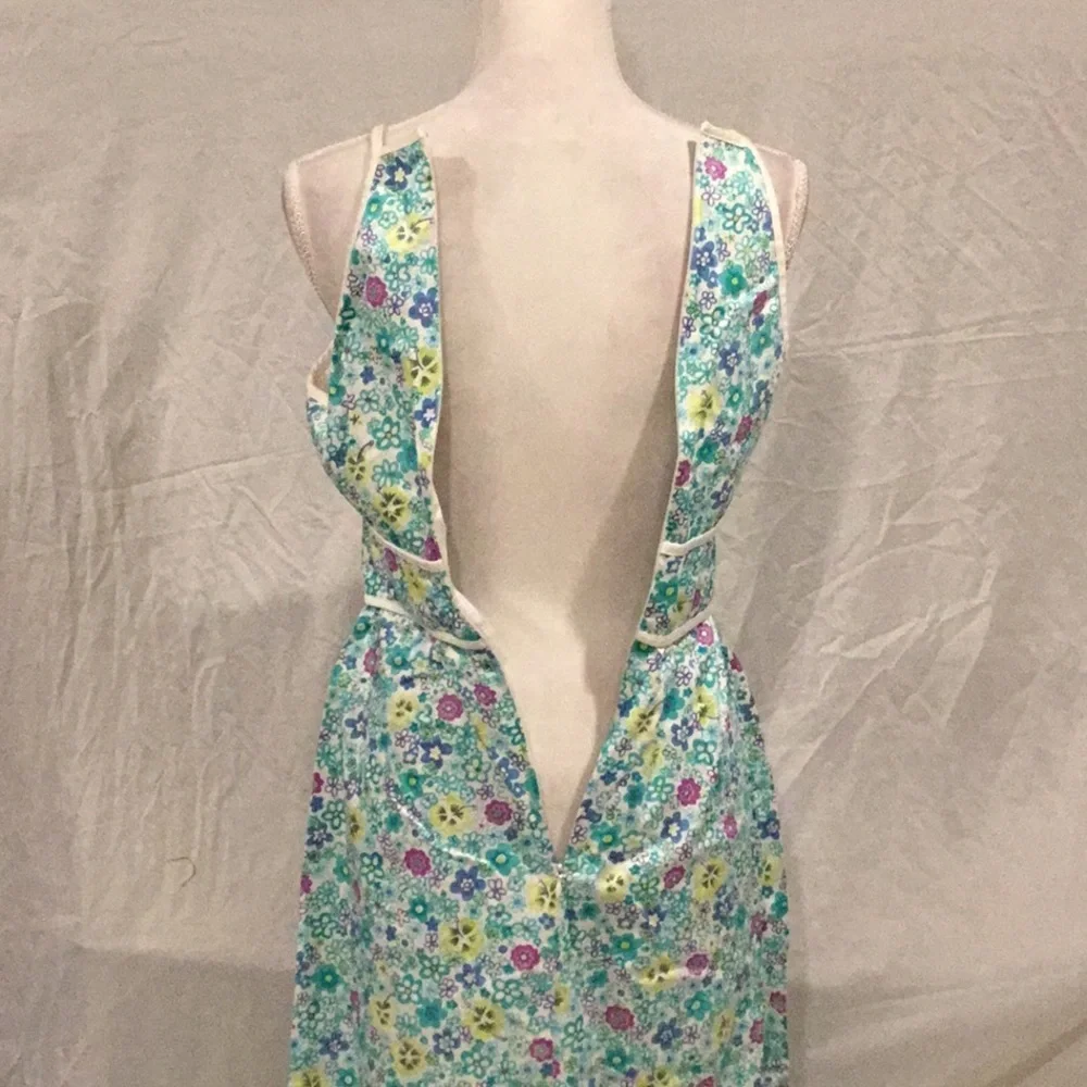 JS SIGNATURE DRESS - Picture 4 of 8